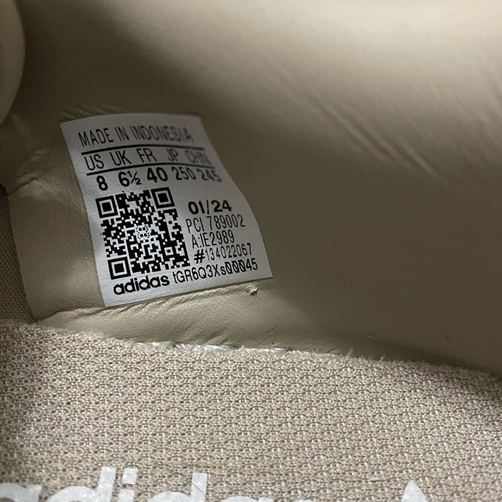 Adidas Women's Superstar XLG Shoes - Picture 3 of 6